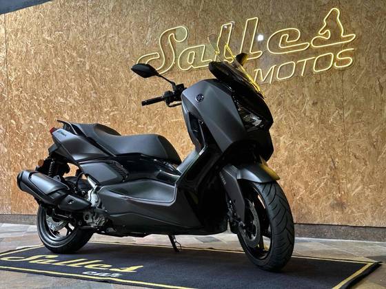 YAMAHA XMAX 300 CONNECTED ABS YAMAHA XMAX 300 CONNECTED ABS